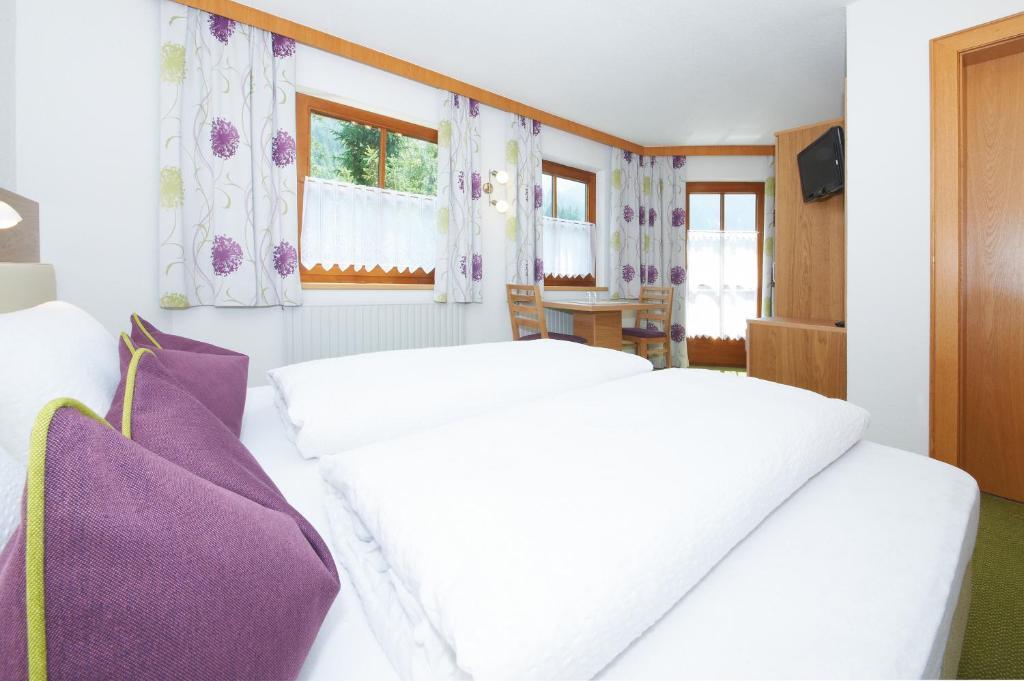 Haus Markus Strolz Sankt Anton am Arlberg Quarto foto